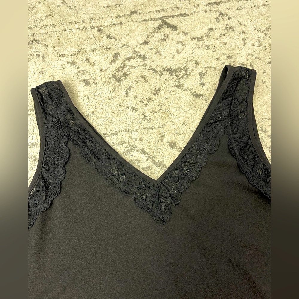 1.state, black tank top, size small